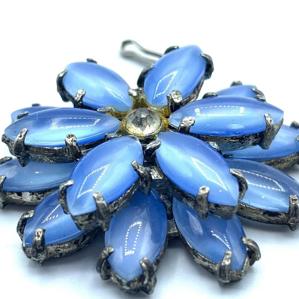 Vintage Juliana Style blue double starburst pendant unsigned